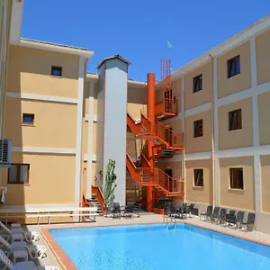Citti 3*, Arzachena Itália